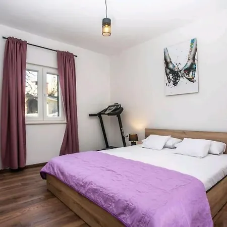 Dawn- Cozy With Private Pool Near Omis Apartment *